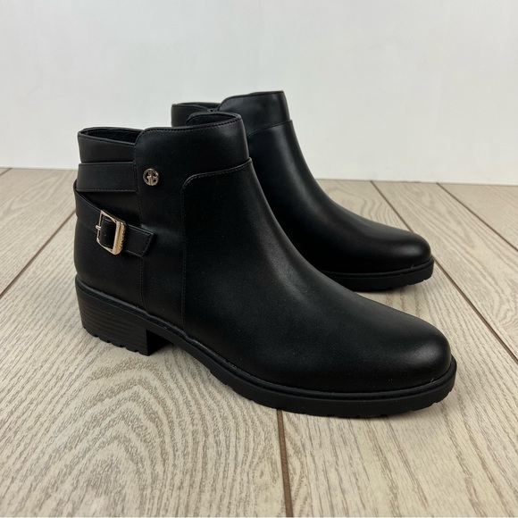 Giani Bernini Brennin Buckled Ankle Booties 10 Black Faux Leather $100 - Picture 1 of 11